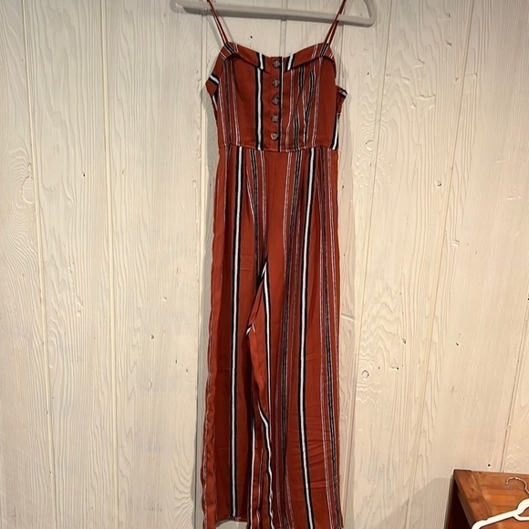 𝅺INSPIRED Hearts wide leg Jumpsuit size m - Picture 1 of 9